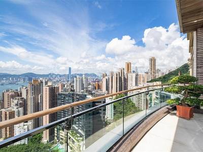 Apartment &middot; For sale &middot; 5 bedrooms